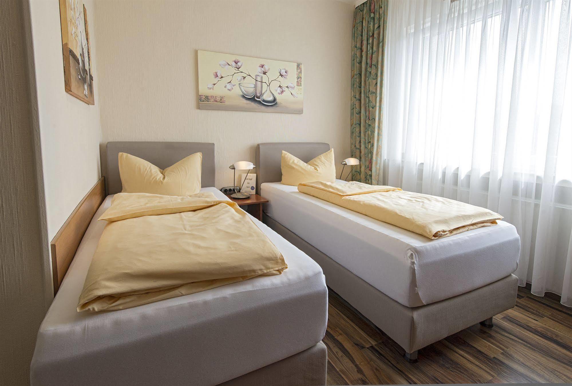 Hotel Monopol Gelsenkirchen Kültér fotó