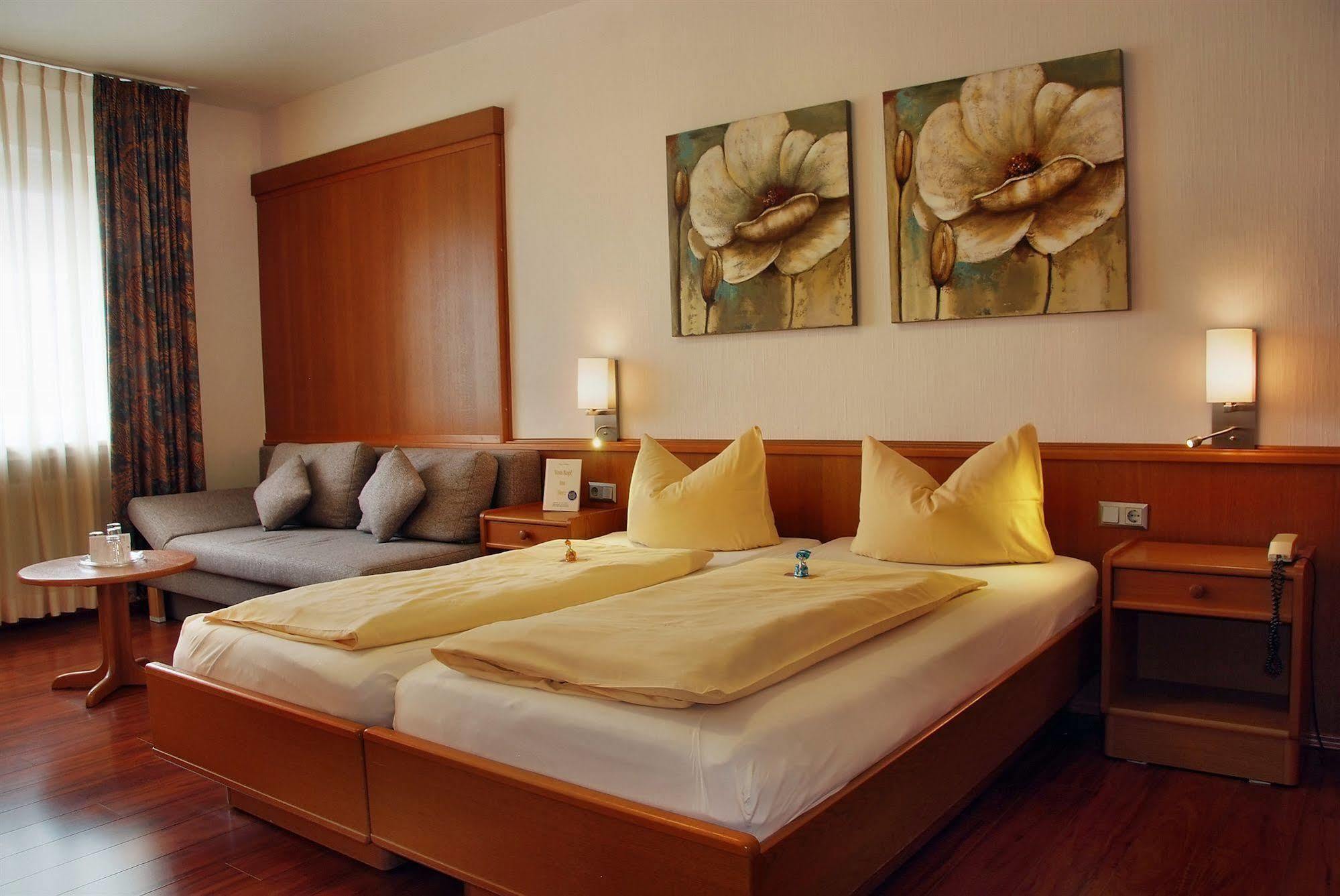 Hotel Monopol Gelsenkirchen Kültér fotó